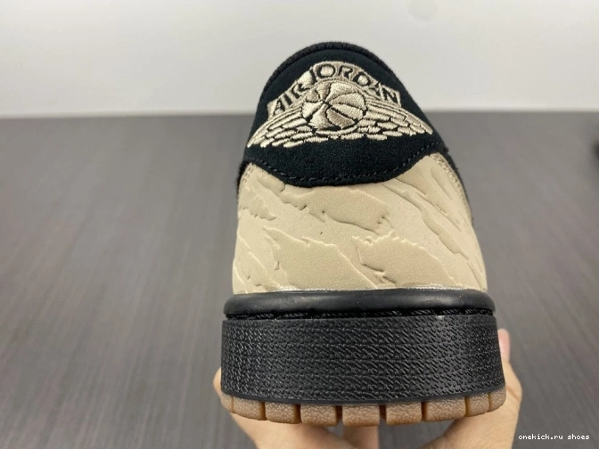 Rep SoleFly Carnivore Jordan 1 x Low Air DN3400-001 0822